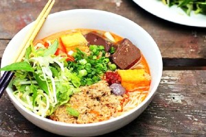 Bún Riêu, Canh Bún Ngon Nhất Quận 10: 4 Quán Không Nên Bỏ Lỡ