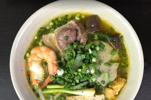 5 Quán Bánh Canh Cua Ngon Nhất Quận 6