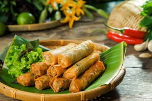 Trang trí Chả Giò Đẹp Mắt, Nâng Tầm Mâm Cơm Tết