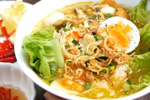 Bánh Canh Cua Ngon Tuyệt Từ Bánh Phồng Tôm: Cách Làm Tại Nhà