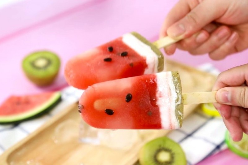 Kem dưa hấu kiwi mát lạnh, ngon khó cưỡng