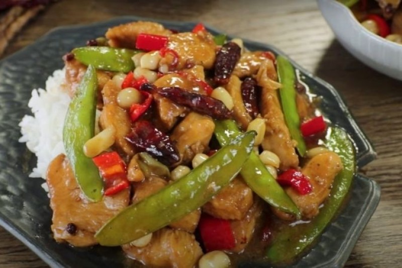 Bí quyết làm gà Kung Pao ngon đúng điệu như người Hoa