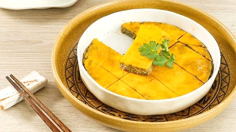 Chả cua đồng thơm ngon, đẹp mắt cho bún riêu.