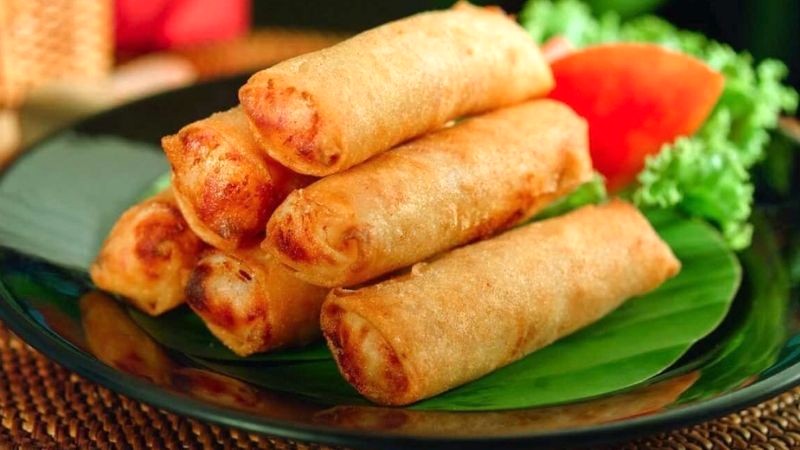 Chả giò tôm thịt giòn ngon, đơn giản