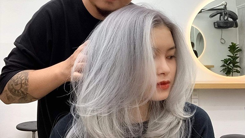 Bảng giá nhuộm tóc tại các salon nổi tiếng ở TP.HCM?