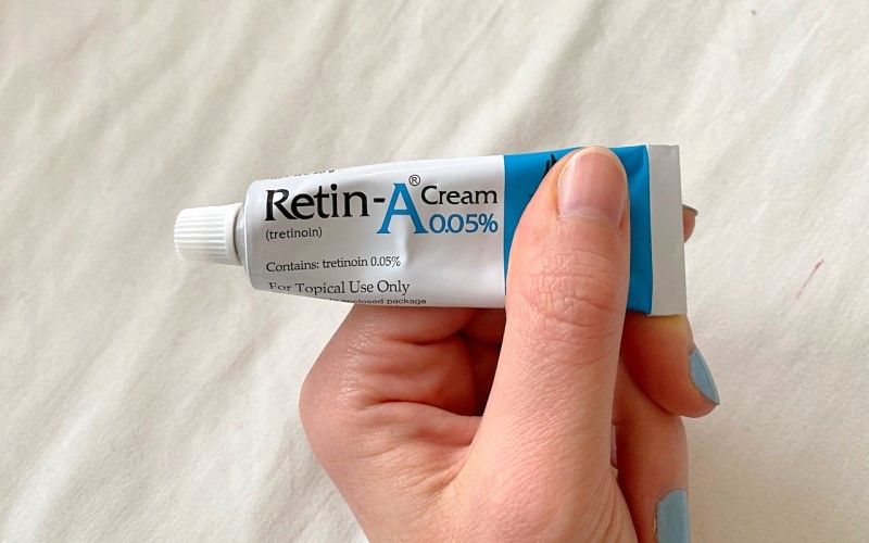 Tretinoin là gì? Các loại tretinoin