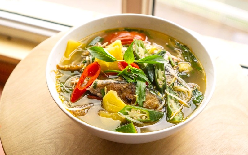 Canh chua cá thu