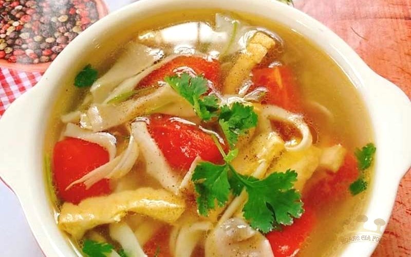 Canh chua nấm bào ngư