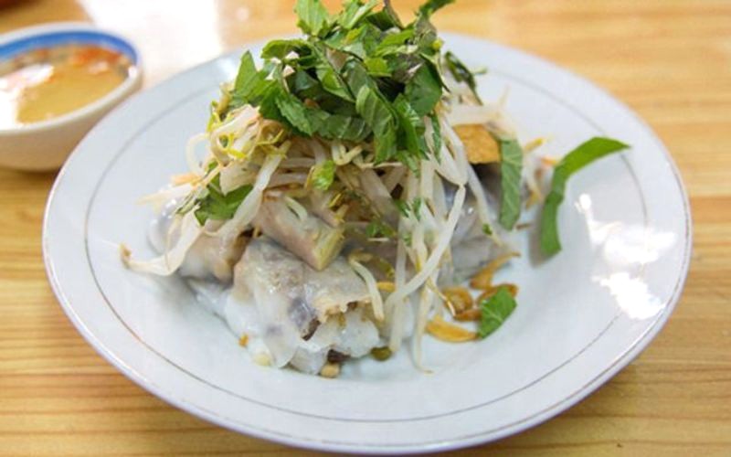 Bánh cuốn Chợ Bàn Cờ