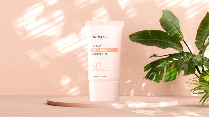 Kem chống nắng Innisfree Tone Up No Sebum