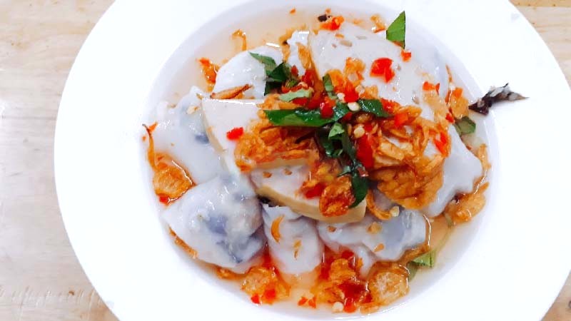 Bánh cuốn chợ Bàn Cờ