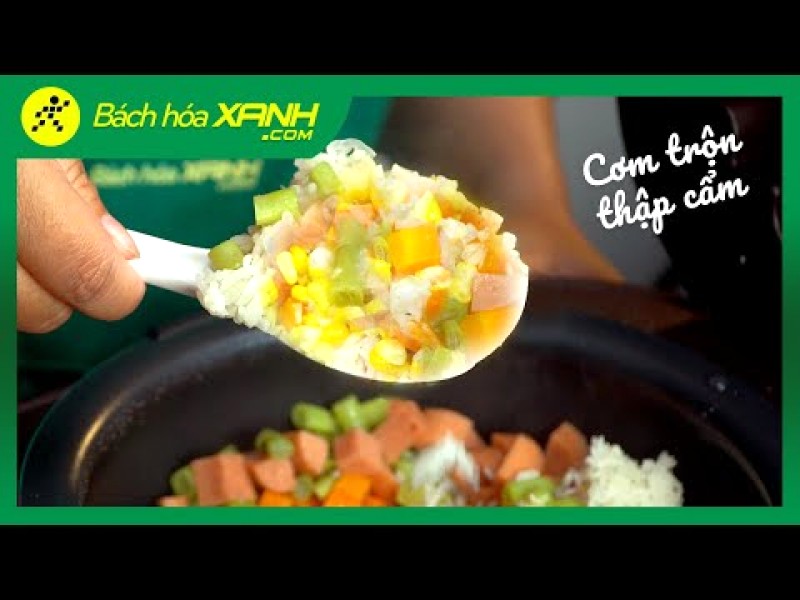 Cơm trộn thập cẩm ngon, nhanh, mềm dẻo.