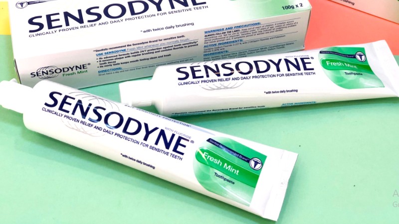 Sensodyne Fresh Mint: Thoáng mát, hương bạc hà.