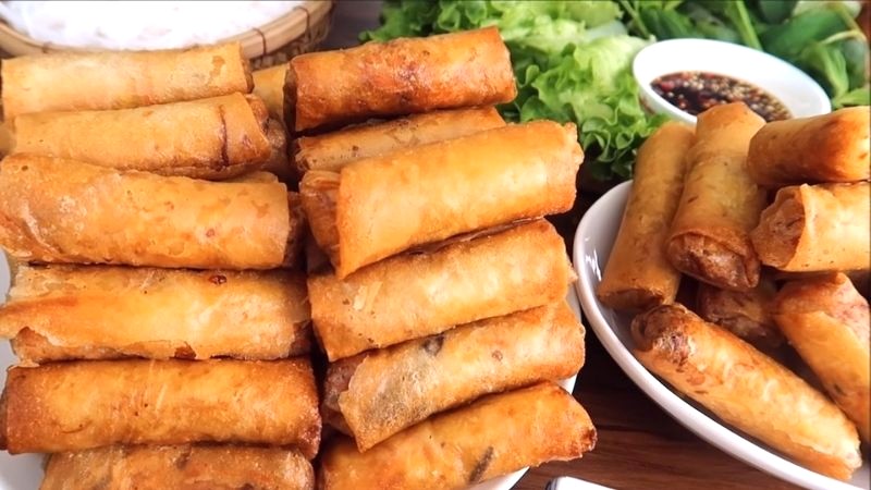 Chả giò tôm thịt đậu xanh