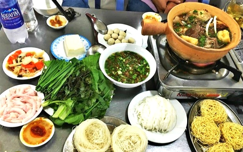 Lẩu dê Lâm Ký