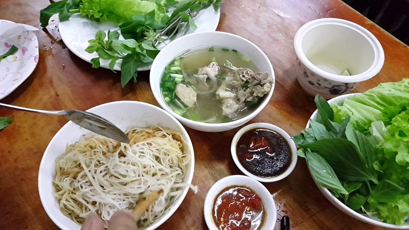 Phở khô Gia Lai