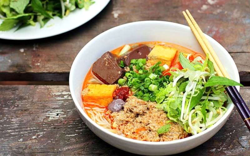 Bún riêu Yến