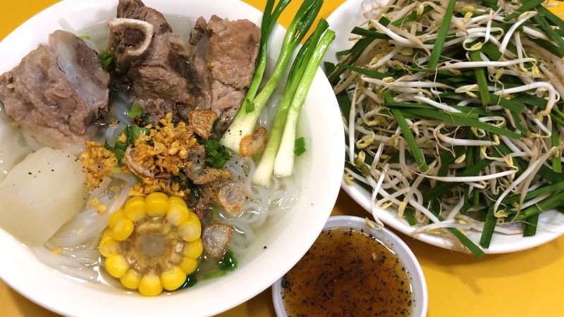 Hủ tiếu xương đã sẵn sàng! 🍜