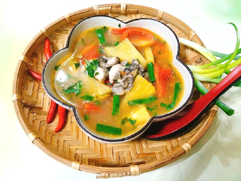 Canh hàu sữa nấu chua