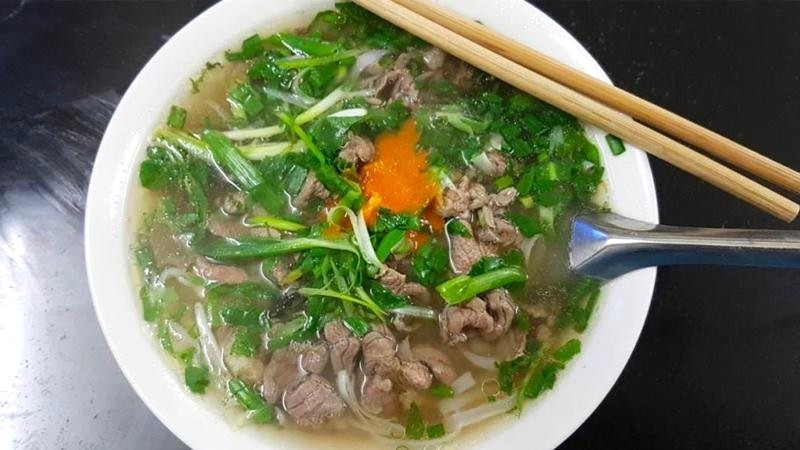 Quán ăn sáng ngon quận 8: Phở Dũng