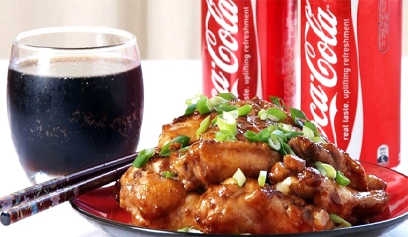 Gà chiên Coca-Cola: ngon lạ, ghiền!