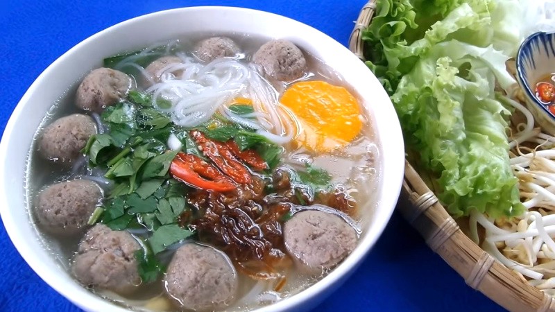 Phở bò viên Hớn Hưng