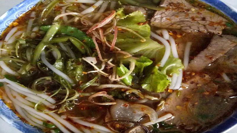 Bún Bò Huế - Nón Lá 2