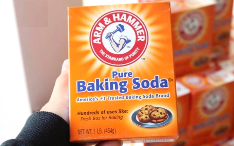 Làm sạch ron silicon bằng baking soda.