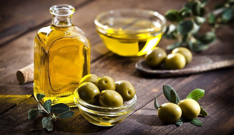 Lợi ích sức khỏe và làm đẹp của dầu olive.