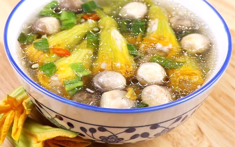 Canh bí nhồi chả cá