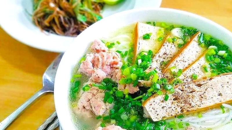 Bún mọc đêm ngon quận 10