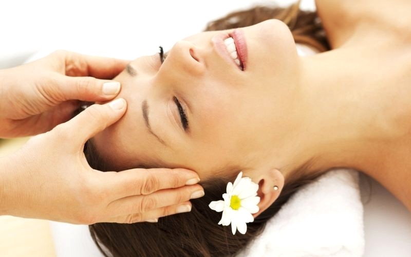 Cách massage mặt