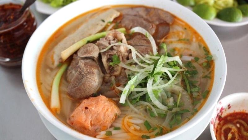 Bún Bò Gốc Huế O Tú