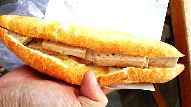 Bánh mì ông Tý