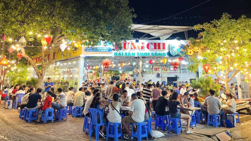 Hải sản Hùng Chi