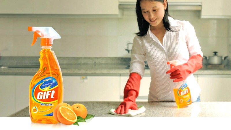 Nước lau bếp Orange Power tinh dầu cam