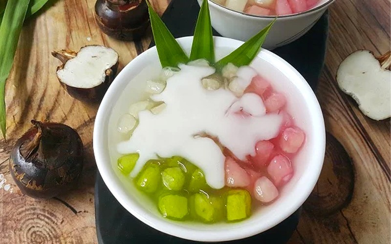 Chè củ sắn ngon ngọt bùi đơn giản.