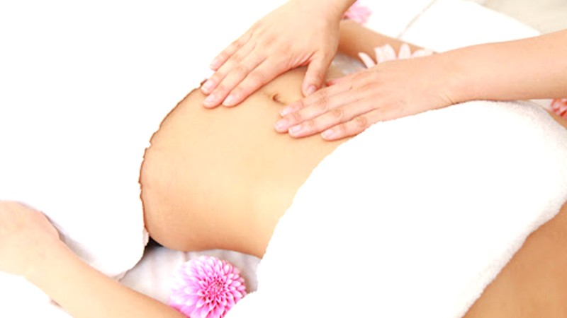 Massage bụng: giảm mỡ, tiêu hóa tốt hơn.