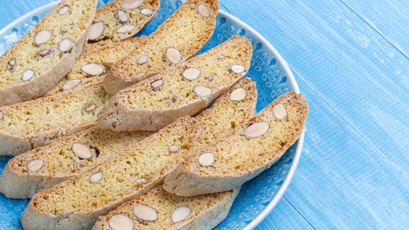 Biscotti: Nướng hai lần