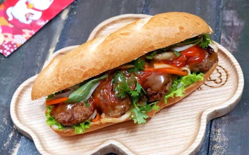 Bánh mì thịt nướng