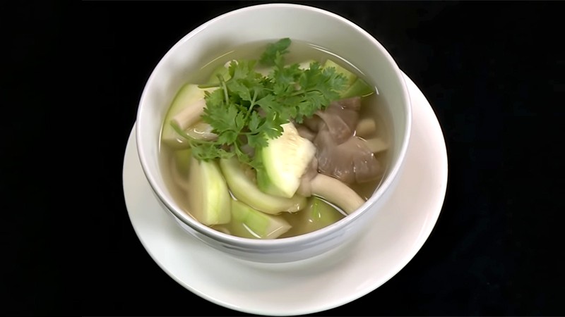 Canh dưa hường nấu chay