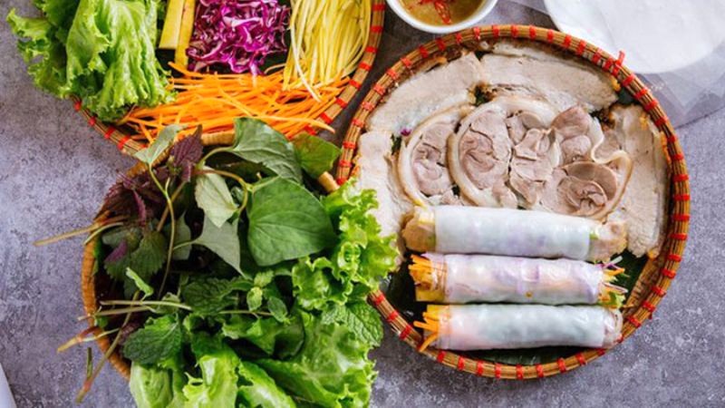 Bánh tráng cuốn thịt heo Đà Nẵng