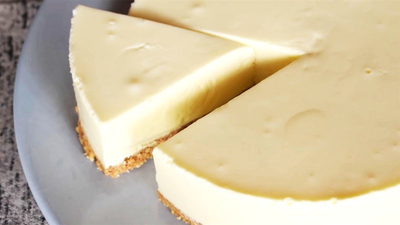 Cheesecake sữa chua chua thanh, ngon khó cưỡng.