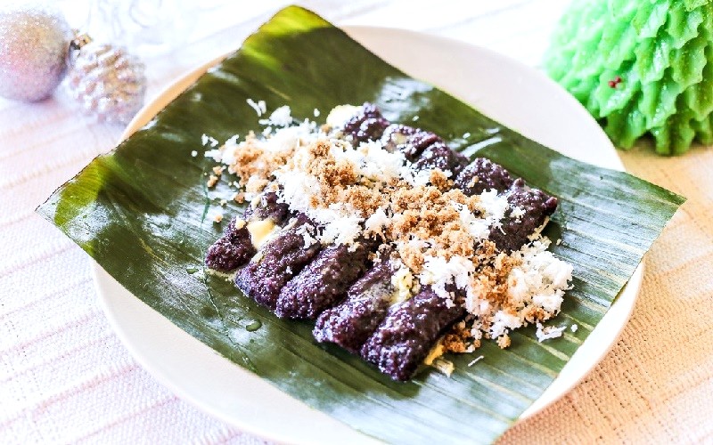 Bánh Puto Bumbong, đặc sản Manila