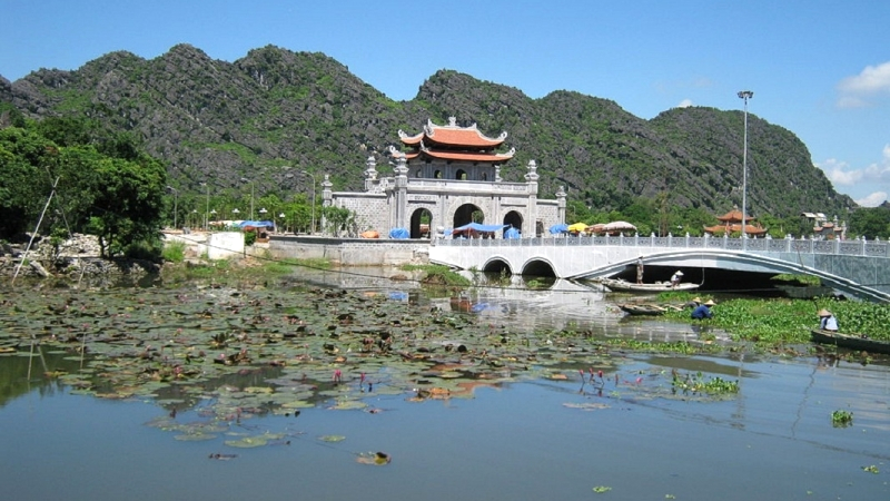 Cố đô Hoa Lư