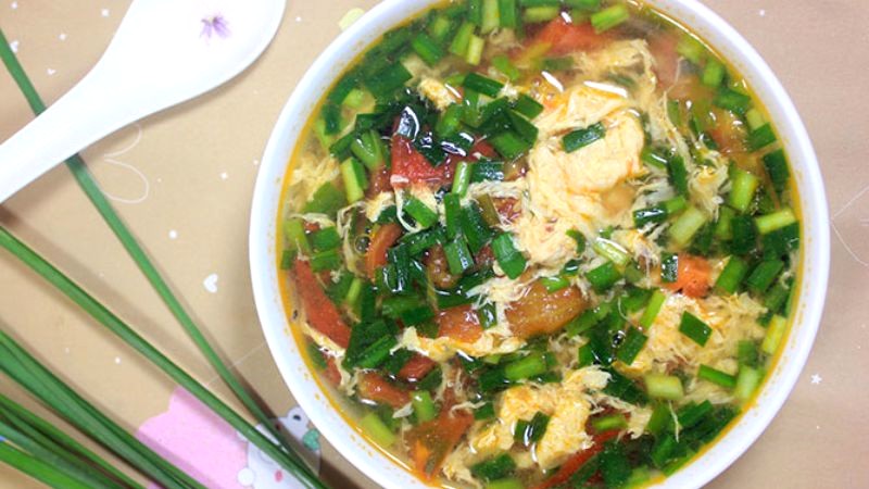 Canh hẹ nấu trứng