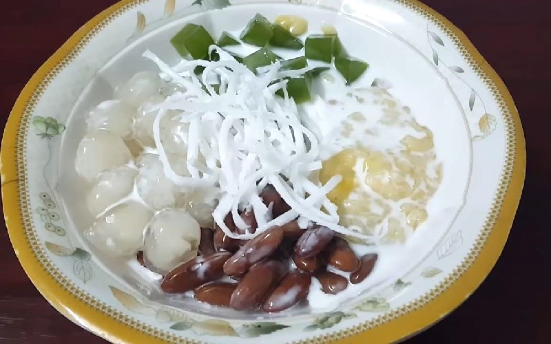 Chè thập cẩm miền Trung