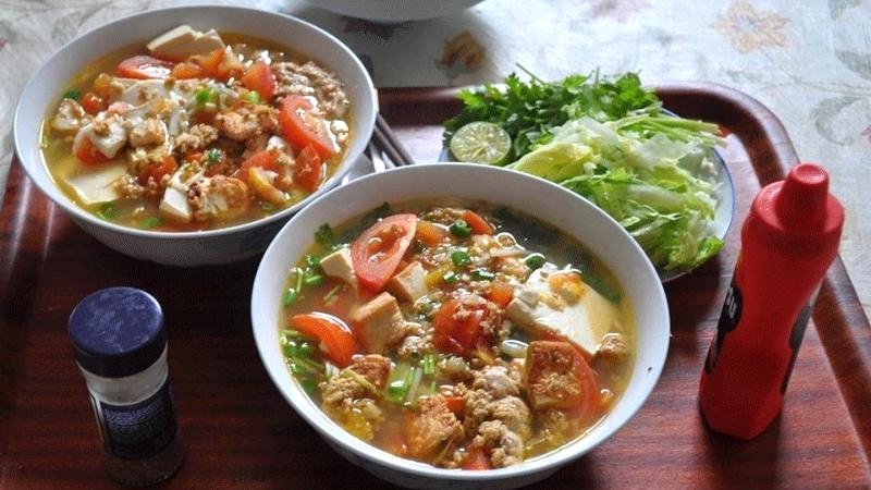 Bún riêu cua ốc cô Mai - Bình Thới