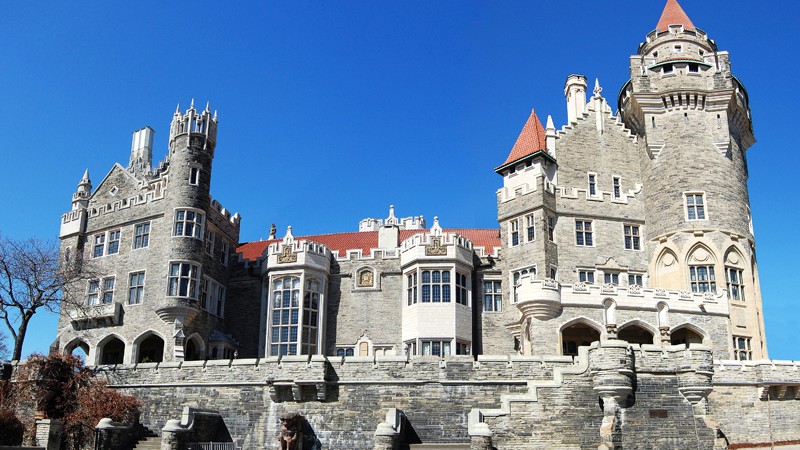 Lâu đài Casa Loma