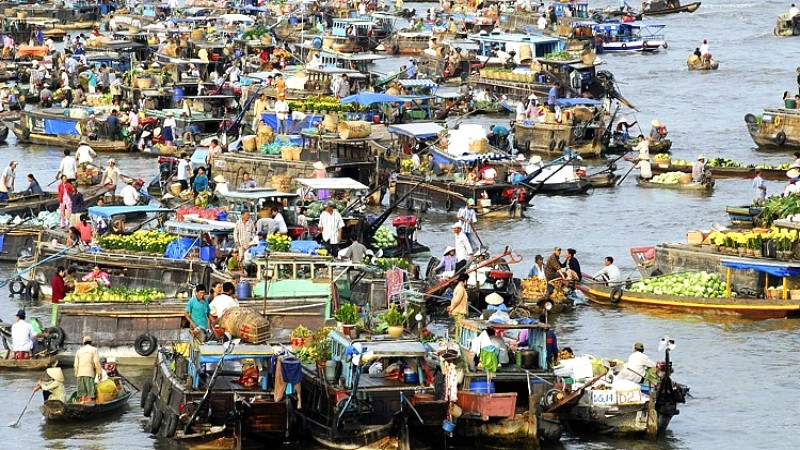 Chợ nổi Long Xuyên